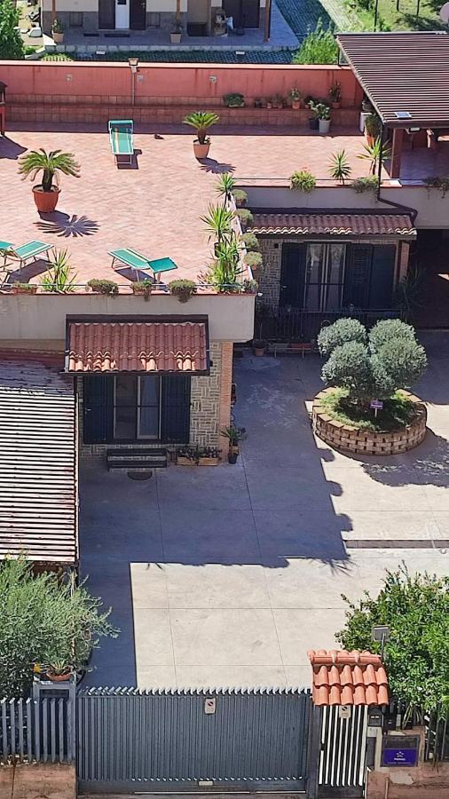 Отель Midway House Italy Sant'Egidio del Monte Albino Экстерьер фото